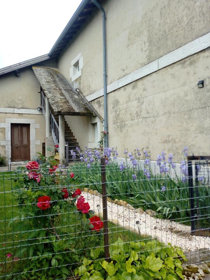 Le Gite Du Haut Châtillon-la-Palud Exteriör bild