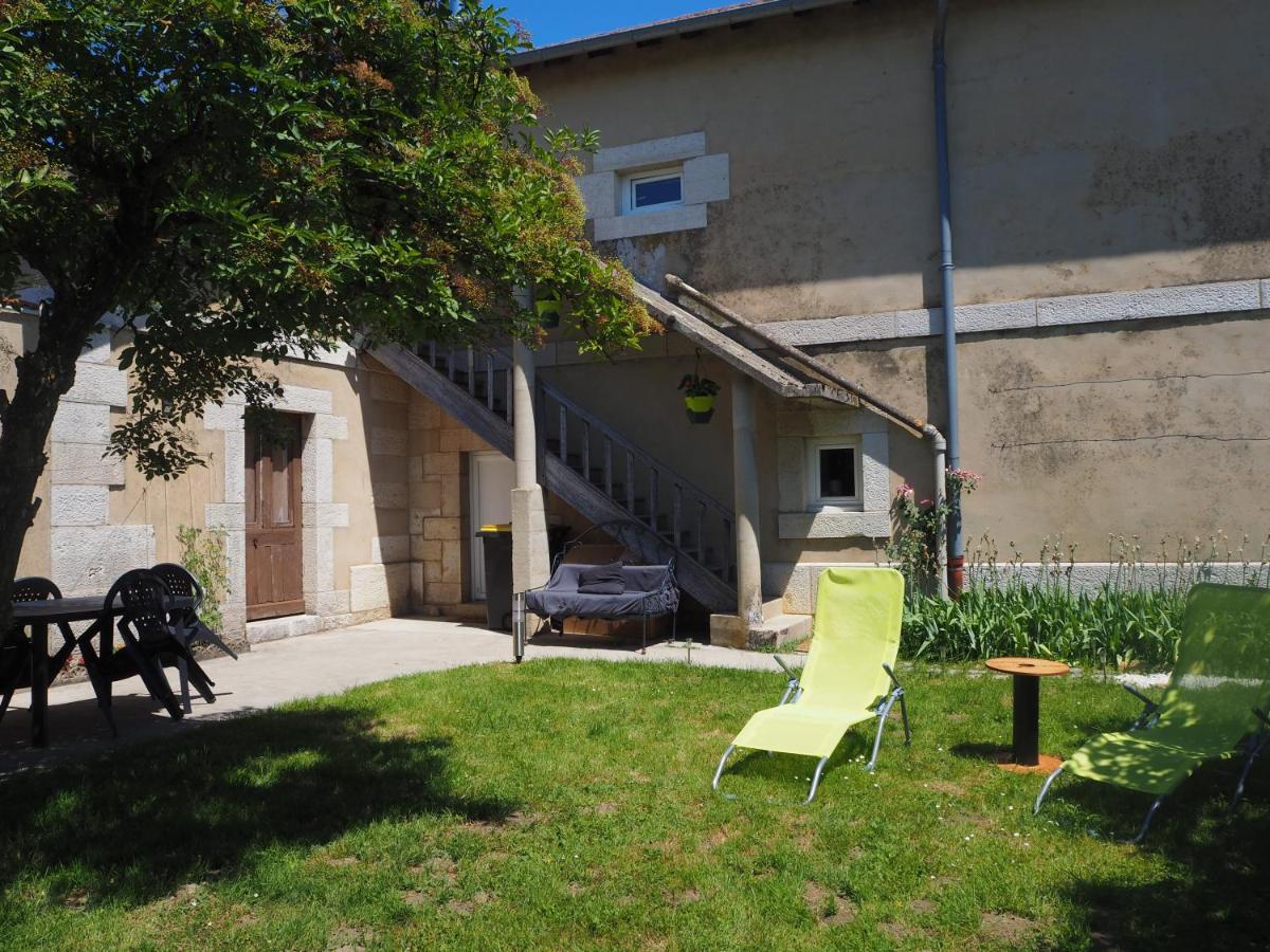 Le Gite Du Haut Châtillon-la-Palud Exteriör bild